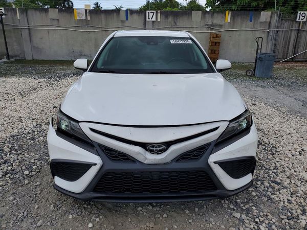 2021 TOYOTA CAMRY