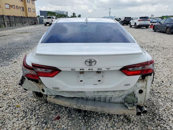 2021 TOYOTA CAMRY