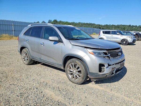 2015 KIA SORENTO GL