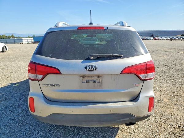 2015 KIA SORENTO GL