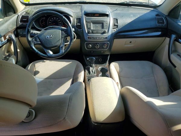 2015 KIA SORENTO GL