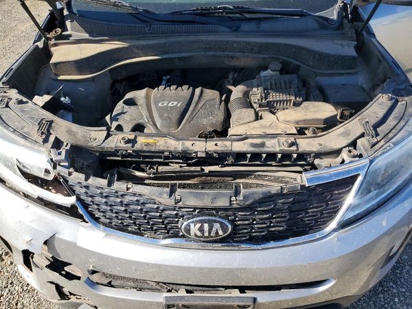 2015 KIA SORENTO GL