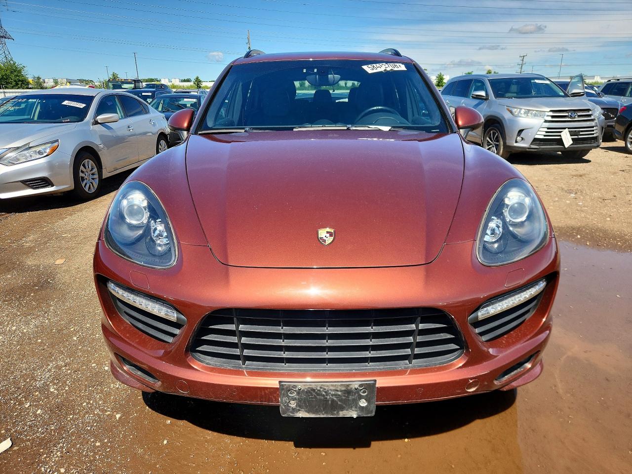 2013 PORSCHE CAYENNE