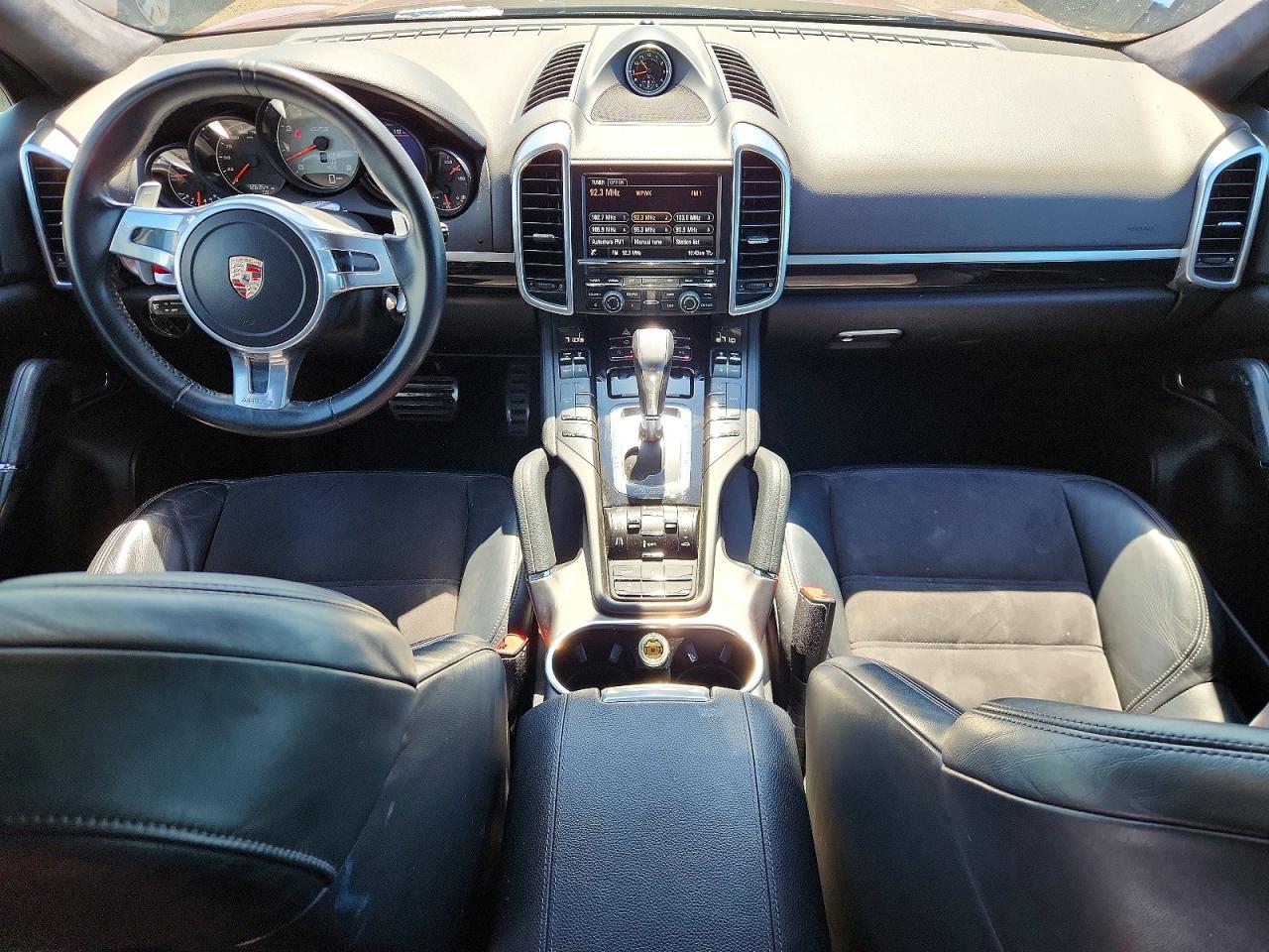 2013 PORSCHE CAYENNE