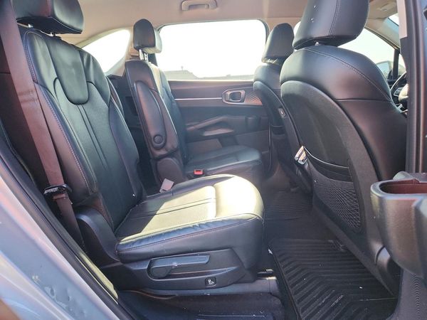 2022 KIA SORENTO S