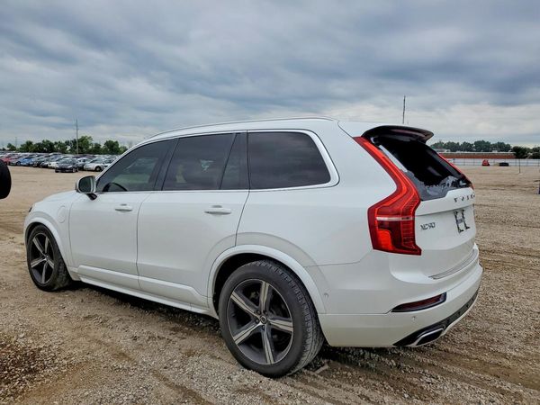 2017 VOLVO XC90 R-Design