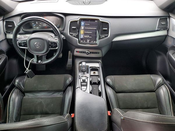 2017 VOLVO XC90 R-Design