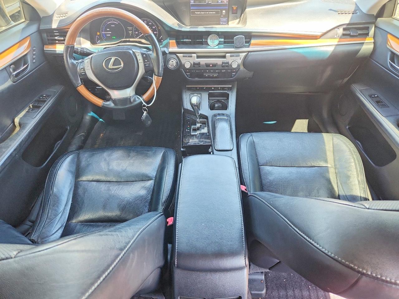 2013 LEXUS ES 300h