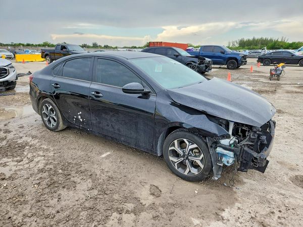 2020 KIA FORTE FE, LXS