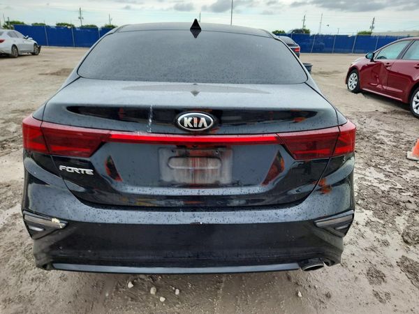 2020 KIA FORTE FE, LXS