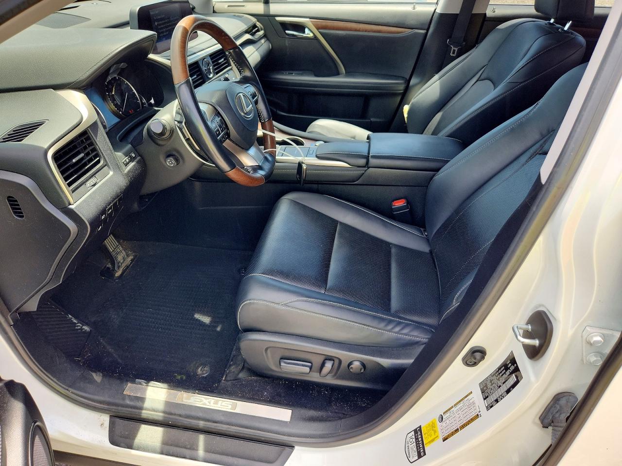 2022 LEXUS RX 350L Premium
