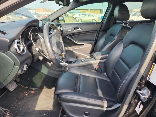2019 MERCEDES-BENZ GLA