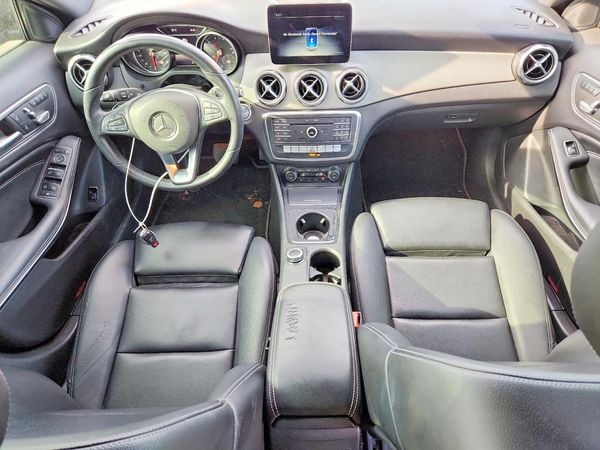 2019 MERCEDES-BENZ GLA