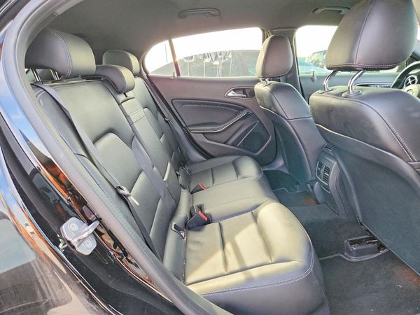 2019 MERCEDES-BENZ GLA