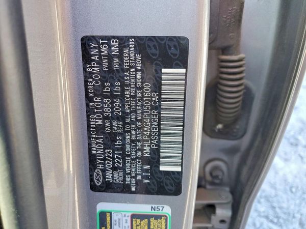 2023 HYUNDAI ELANTRA