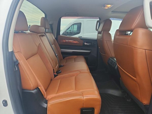 2019 TOYOTA TUNDRA