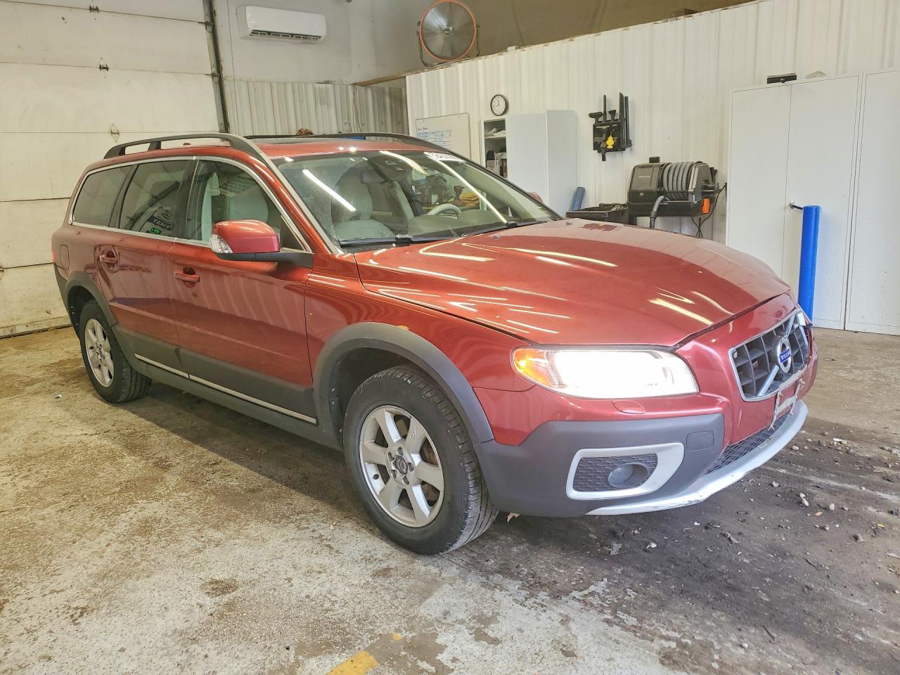 2012 VOLVO XC70