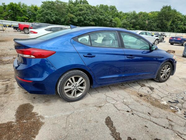 2018 HYUNDAI ELANTRA
