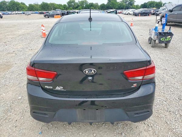 2018 KIA RIO