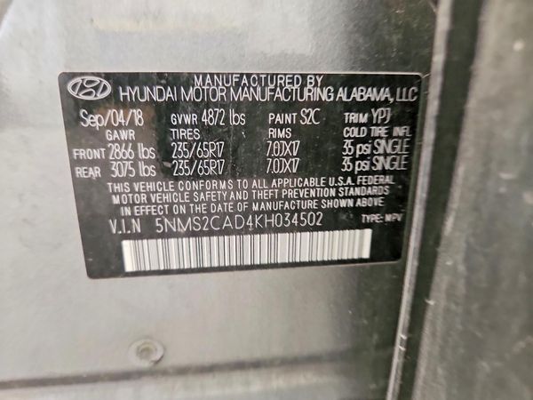 2019 HYUNDAI SANTA FE SE