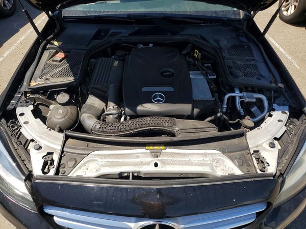 2015 MERCEDES-BENZ C Base