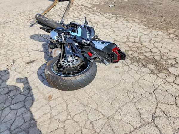2025 KAWASAKI Z/ZR 1000