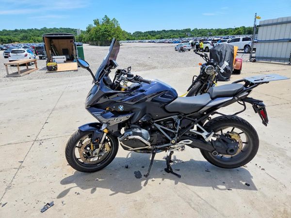 2020 BMW R-SERIES