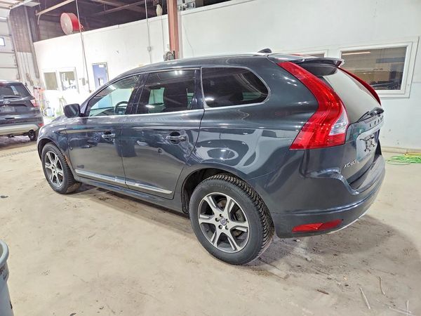2014 VOLVO XC60