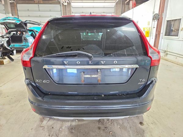 2014 VOLVO XC60