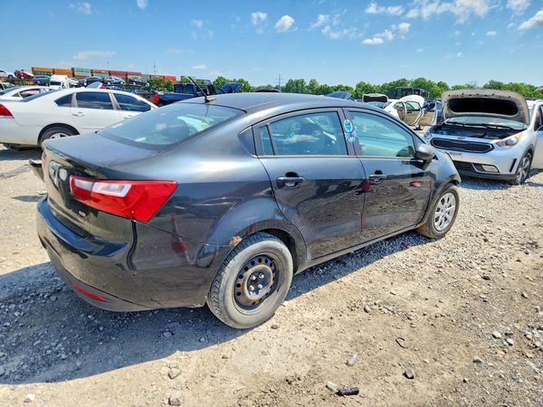 2015 KIA RIO GL - Middle-low