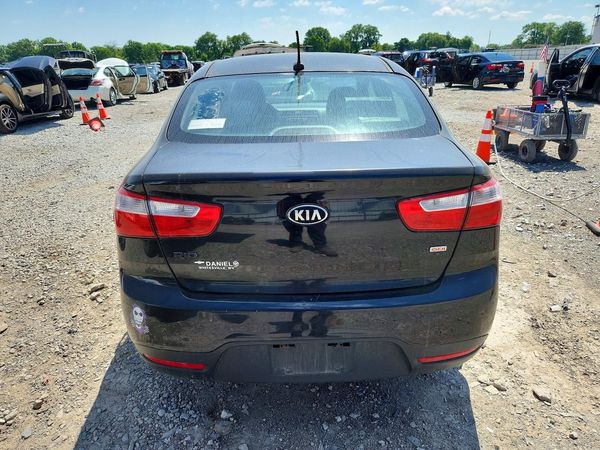 2015 KIA RIO GL - Middle-low