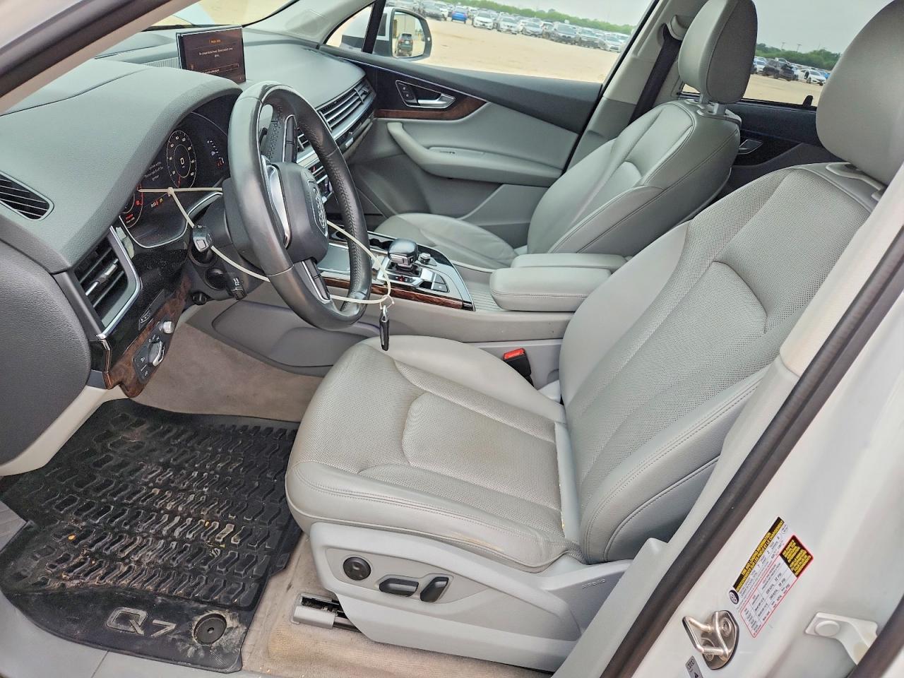 2018 AUDI Q7 quattro Prestige