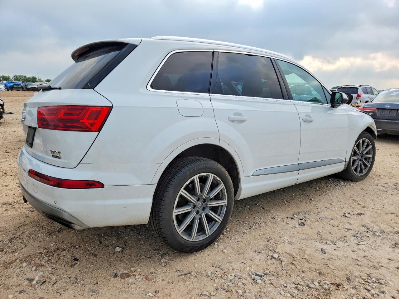 2018 AUDI Q7 quattro Prestige