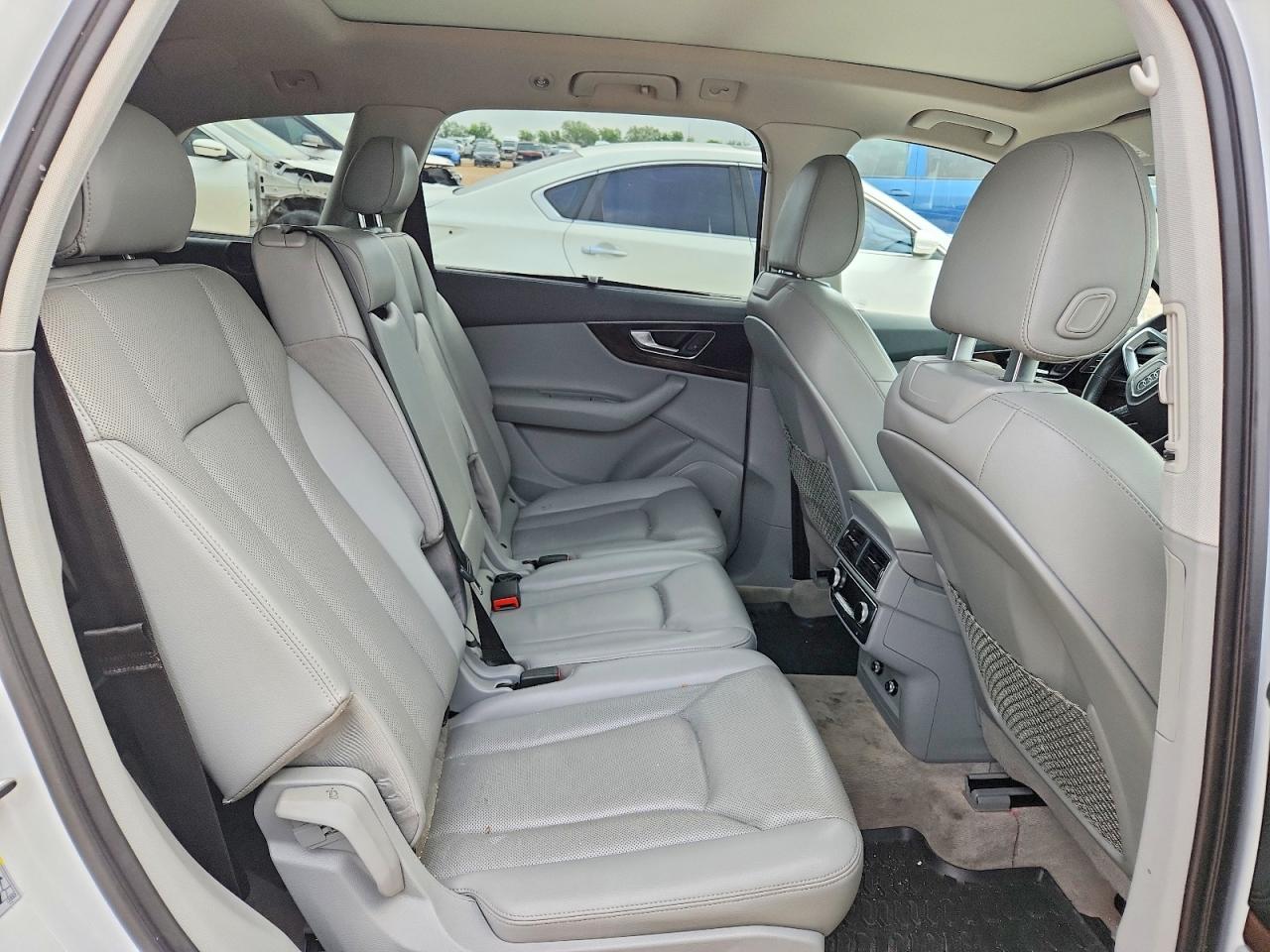 2018 AUDI Q7 quattro Prestige