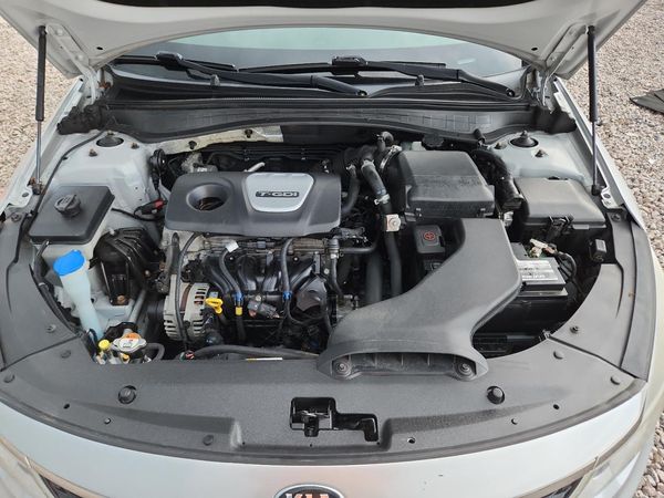 2016 KIA OPTIMA GL
