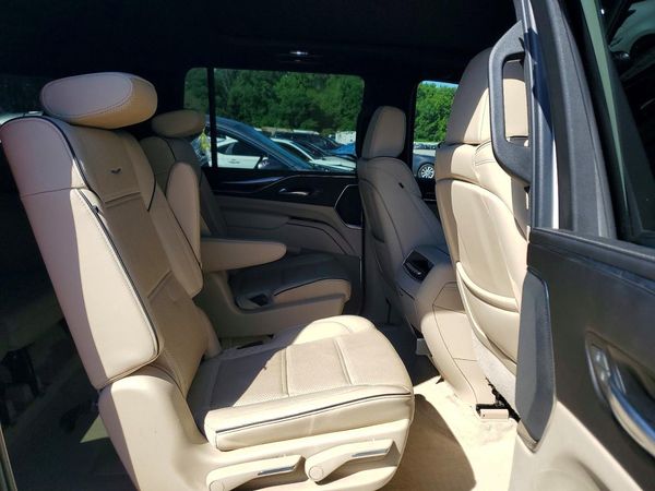 2022 CADILLAC ESCALADE Premium Luxury