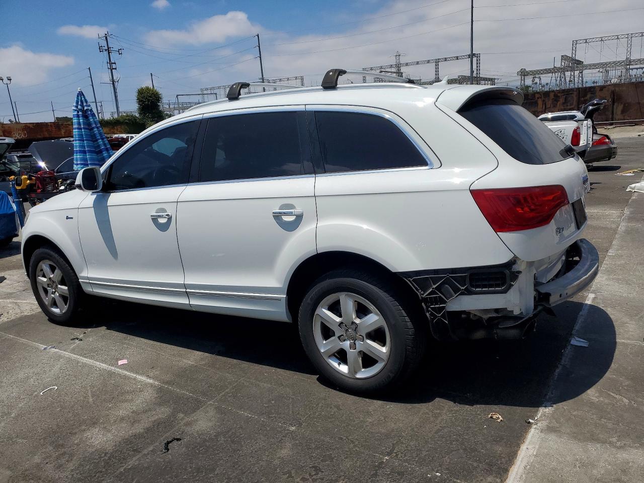2015 AUDI Q7 Premium
