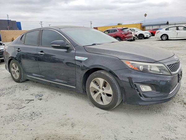 2016 KIA OPTIMA GL - Middle-low