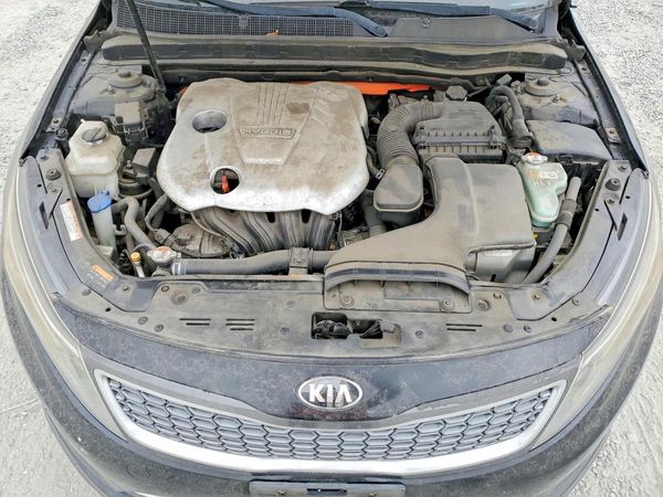 2016 KIA OPTIMA GL - Middle-low