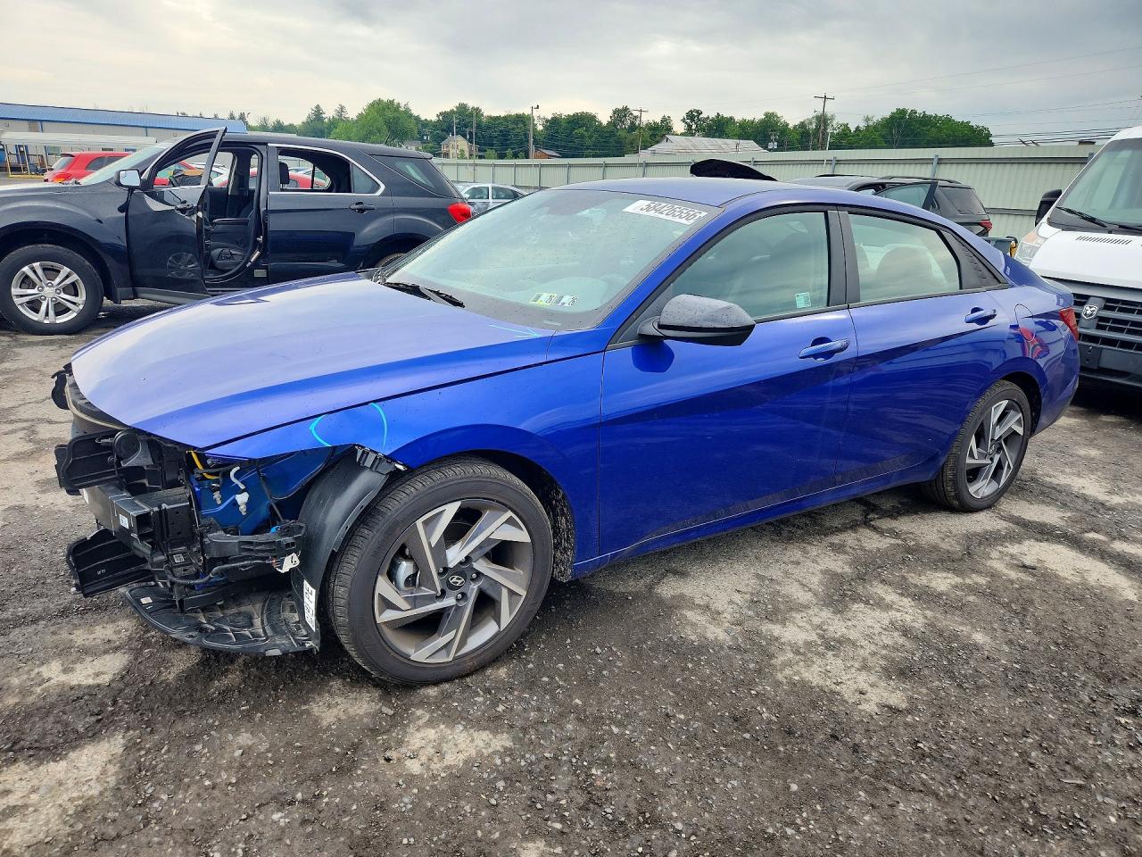 2025 HYUNDAI ELANTRA