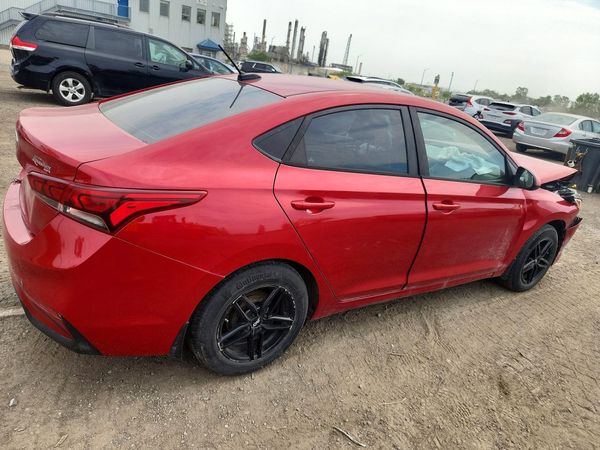 2019 HYUNDAI ACCENT SE and SEL