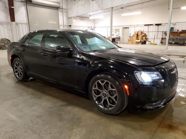 2018 CHRYSLER 300