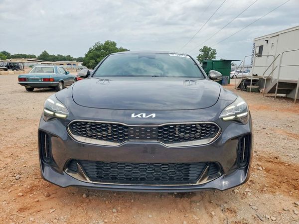 2022 KIA STINGER GT1