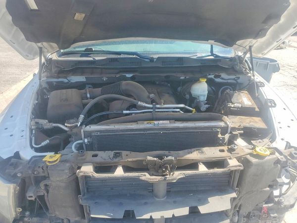 2015 RAM 1500 SLT QUAD CAB 4X4