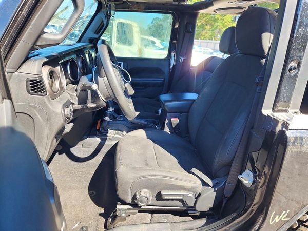2020 JEEP WRANGLER Sport — DENT