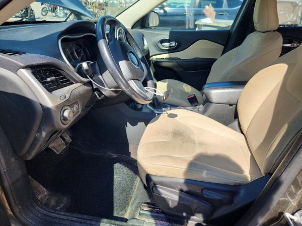 2015 JEEP CHEROKEE LATITUDE 4X4