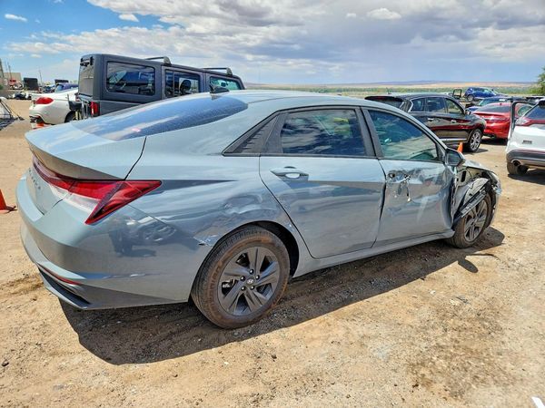 2021 HYUNDAI ELANTRA SEL