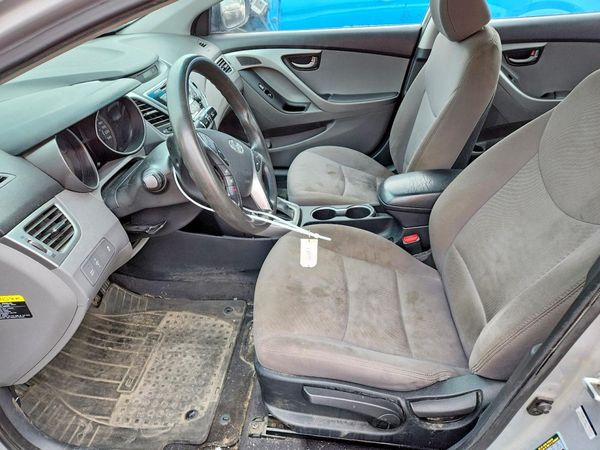 2014 HYUNDAI ELANTRA GLS(Middle)