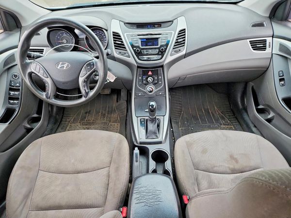 2014 HYUNDAI ELANTRA GLS(Middle)