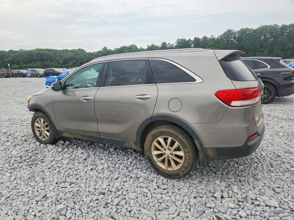 2017 KIA SORENTO L, LX